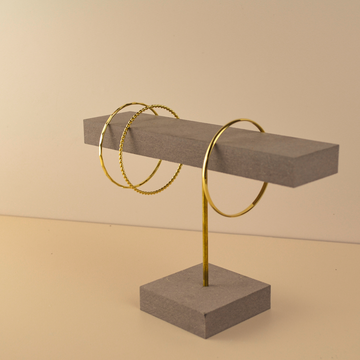 Single Bracelet Holder Brass Stand